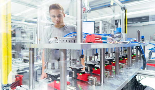 Tekintse meg minőségbiztosítási menedzsmentünket