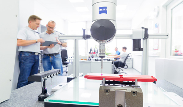 Tekintse meg minőségbiztosítási menedzsmentünket